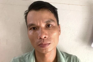 Bắt khẩn cấp nam kẻ dụ dỗ trẻ em làm chuyện người lớn 