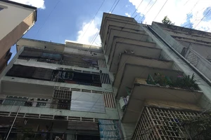 TP.HCM di dời khẩn cấp chung cư 155 Bùi Viện