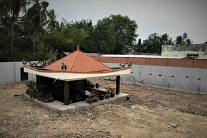 Không có lối đi, kiện ra tòa được không?