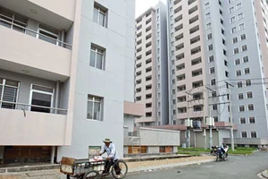 Nghịch lý giá nhà đắt gấp 24 lần thu nhập người Việt