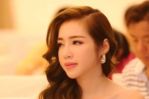 Elly Trần làm đại sứ ngày hội khinh khí cầu