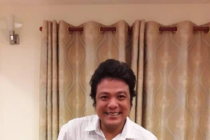 Tưởng niệm “Vua vọng cổ Viễn Châu” - khởi đầu một sân khấu mới