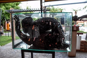 Triển lãm 64 tác phẩm của 50 nhà điêu khắc 