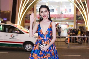 Phan Thị Mơ rạng rỡ trước ngày lên xe hoa