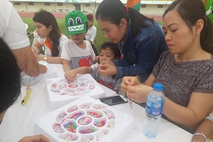 Hơn 7.000 người tham dự ngày hội gắn kết gia đình