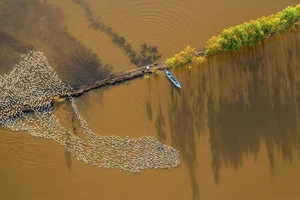 Việt Nam nhìn từ trên cao nơi 'Cột mốc biên cương'
