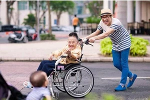 Nghệ sĩ Thành Lộc chia sẻ sau đám tang của mẹ