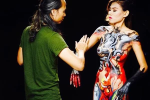 Sau scandal dậy sóng vì người mẫu Ngô Lực trở lại