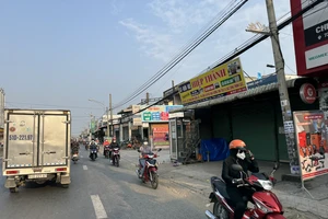 Lần đầu đi xe máy ngược chiều có bị xử phạt?