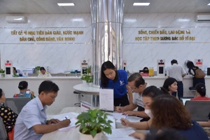 Phường triển khai đặt lịch hẹn trực tuyến, người dân bớt phải chờ đợi