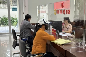 Luật Hộ tịch mới: Người dân chỉ cần khai báo thông tin một lần