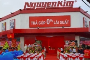 Bắt tạm giam nguyên phó giám đốc Nguyễn Kim ở Hậu Giang