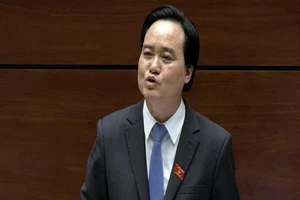 Bộ trưởng Nhạ: 'Không chấp nhận cô giáo phạt tát học sinh'