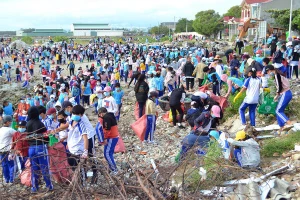 3 ngày ra quân cho bãi biển Ninh Thuận tuyệt đẹp 