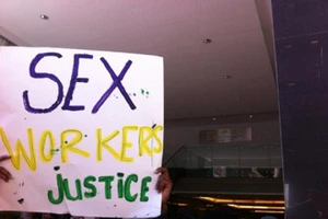 Mại dâm nam yêu cầu được công nhận