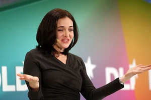 Giám đốc điều hành Facebook quyên góp từ thiện 31 tỉ USD