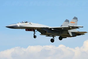 Trung Quốc đưa gần 10 máy bay chiến đấu ra đảo Phú Lâm