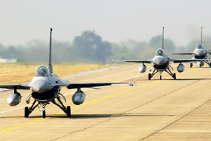 Indonesia đưa năm máy bay chiến đấu F-16 ra quần đảo Natuna