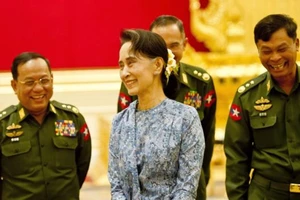 Tổng thống Myanmar đề xuất bà Suu Kyi chỉ giữ hai chức bộ trưởng