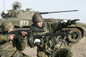 Nga sẽ triển khai 3 sư đoàn đối phó NATO