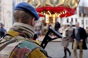 Bỉ bắt người đàn ông ôm muối giả bom, đe dọa khủng bố