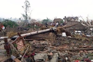 Vòi rồng cuốn chết 78 người ở Trung Quốc