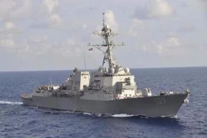 Tàu Nga-Mỹ đối đầu nguy hiểm ở Địa Trung Hải