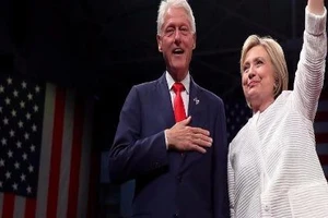 Đảng Dân chủ đề cử nữ đại diện tranh cử tổng thống đầu tiên-Clinton