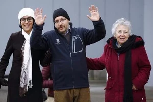 Mỹ chở 400 triệu USD sang Iran chuộc con tin?