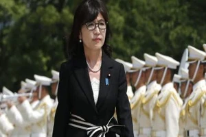 Nhật báo động quân đội sẵn sàng bắn tên lửa Triều Tiên