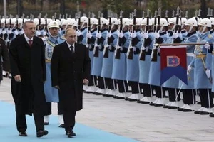 Tổng thống Thổ Nhĩ Kỳ bay sang Nga gặp Putin