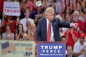 Trump nói nước đôi, ẩn ý bà Clinton có thể bị ám sát