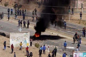 Thứ trưởng Bolivia bị thợ mỏ đánh chết