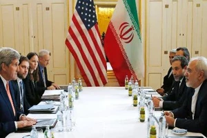 Phương Tây và Iran bí mật đi đêm trong thỏa thuận hạt nhân 