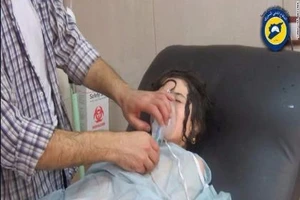 80 người bị thương vì bom khí độc clo ở Syria