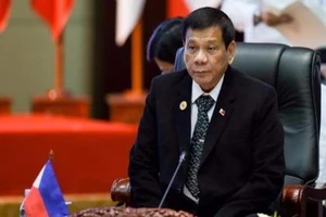 Tranh cãi ăn mặc của ông Duterte tại hội nghị ASEAN