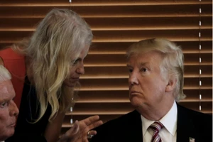 Trump bị tố vi phạm lệnh cấm vận Cuba