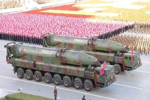 Triều Tiên tuyên bố sẵn sàng tấn công hạt nhân phủ đầu