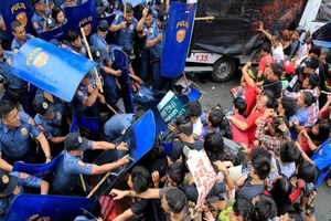 Phản ứng của Mỹ khi Duterte tuyên bố cắt đứt quan hệ