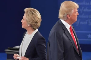 Người Mỹ gốc Á thích bà Clinton hơn ông Trump