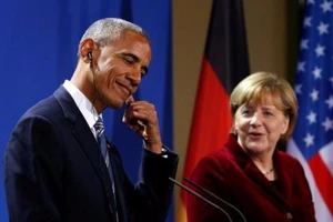 Obama cảnh cáo Trump sẽ mất chức nếu không nghiêm túc