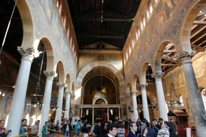 Giáng sinh bất an ở Ai Cập, 25 người chết vì bom