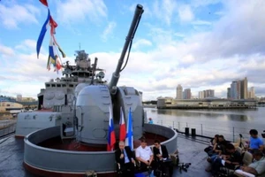 Nga: Sẵn sàng bán tàu ngầm, máy bay cho Philippines