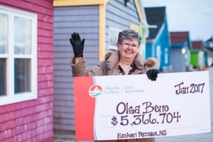 Trúng sổ xố 5 triệu USD nhờ dãy số trong mơ