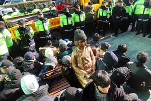 Nhật triệu hồi đại sứ vì tượng 'phụ nữ mua vui'​