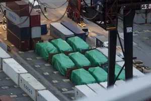 Singapore quyết đòi Hong Kong trả 9 xe bọc thép