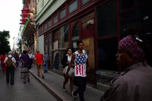 Mỹ hủy bỏ chính sách nhập cư 'chân ướt chân ráo'