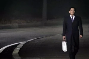 Công tố viên sẽ tiếp tục xin lệnh bắt Thái tử Samsung 