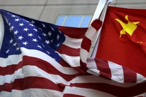 Mỹ trừng phạt Iran nhưng Trung Quốc phản đối