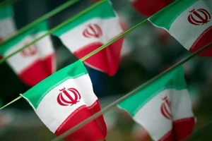 Hàng trăm ngàn người Iran biểu tình chống ông Trump